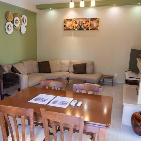 Lydia's 1 - Private Pool, Near Xylokastro *