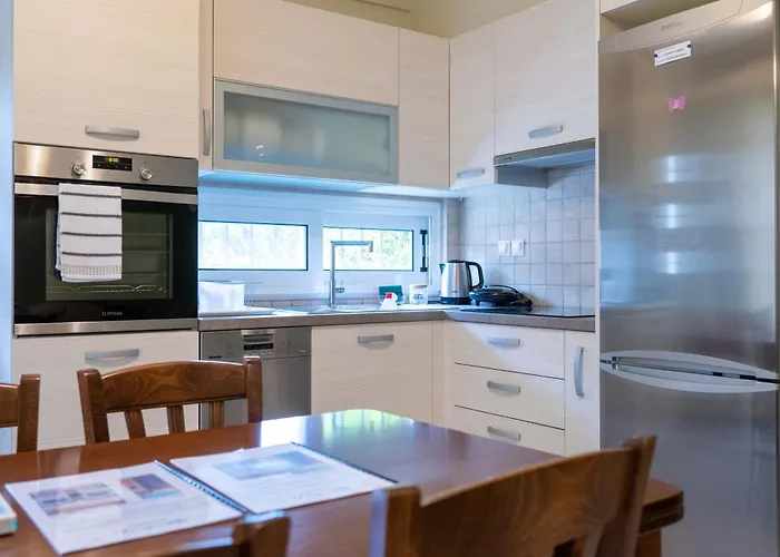 Appartement Lydia's 1 - Private Pool, Near Xylokastro